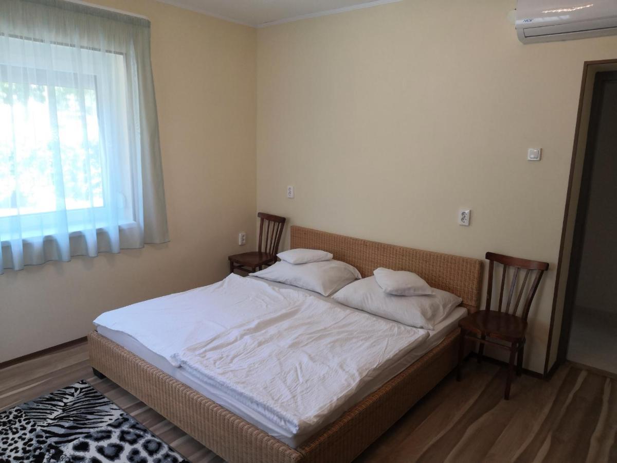 Appartement Lila Fuge Apartman à Balatonfüred Extérieur photo