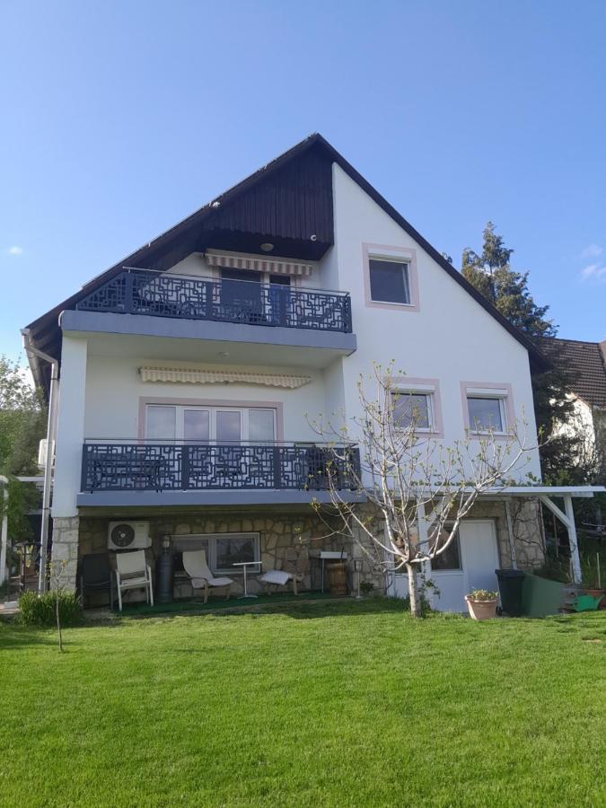 Appartement Lila Fuge Apartman à Balatonfüred Extérieur photo