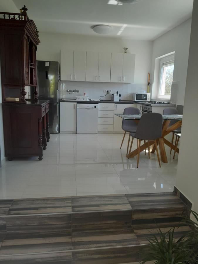 Appartement Lila Fuge Apartman à Balatonfüred Extérieur photo