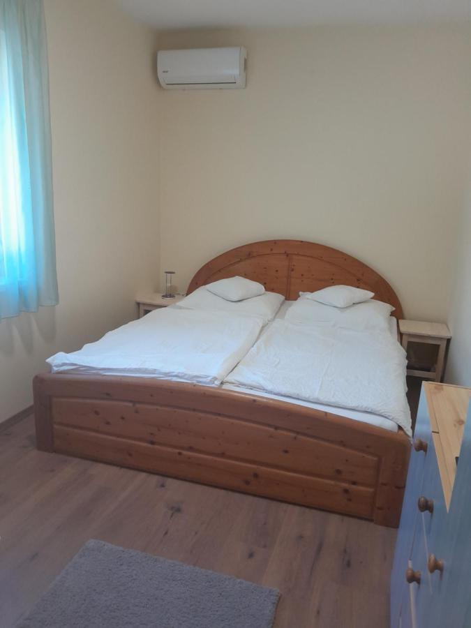 Appartement Lila Fuge Apartman à Balatonfüred Extérieur photo
