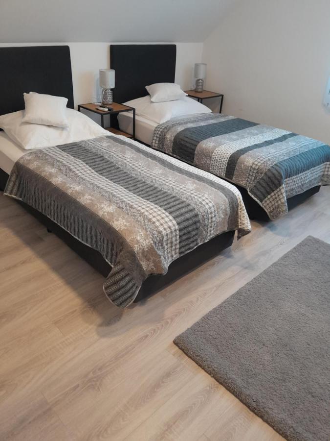 Appartement Lila Fuge Apartman à Balatonfüred Extérieur photo